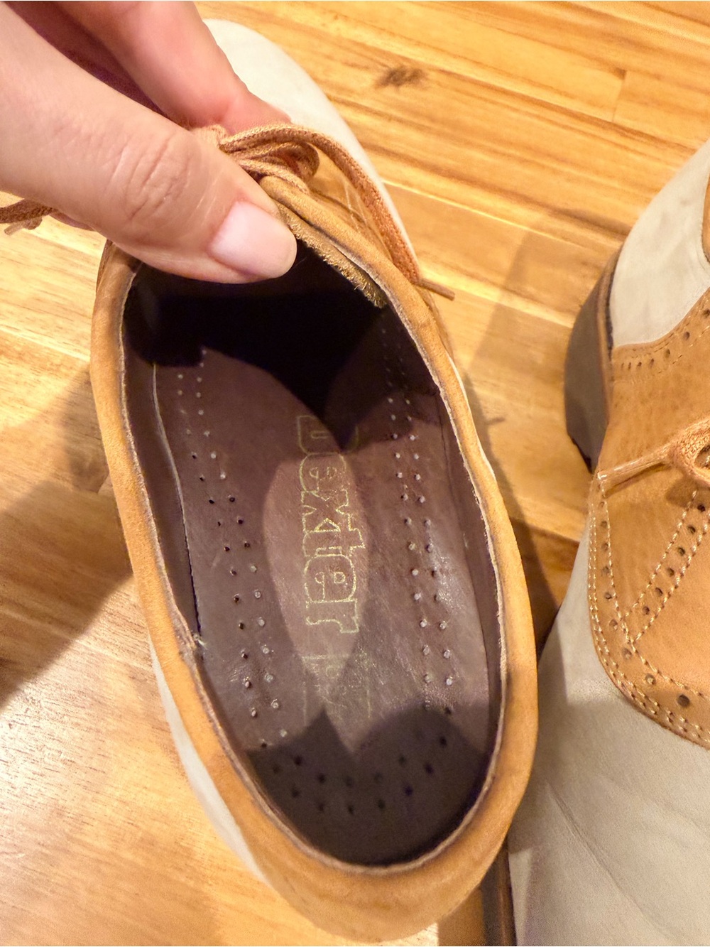 Dexter Two-Tone Saddle Oxfords in Beige and Tan - Picture 3 of 4